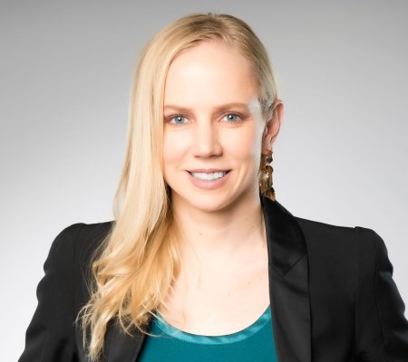 Headshot of Amelie Mossberg
