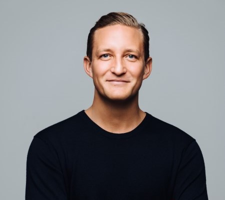 SSE Alum Henrik Berg