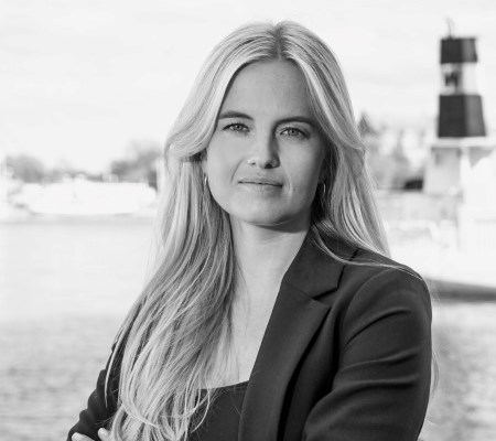 headshot of Johanna Sommarlund