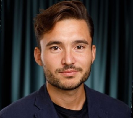 Headshot of John Fredriksson