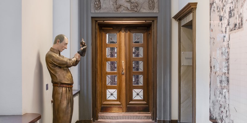 Lotta Hannez, World Maker, Installation view